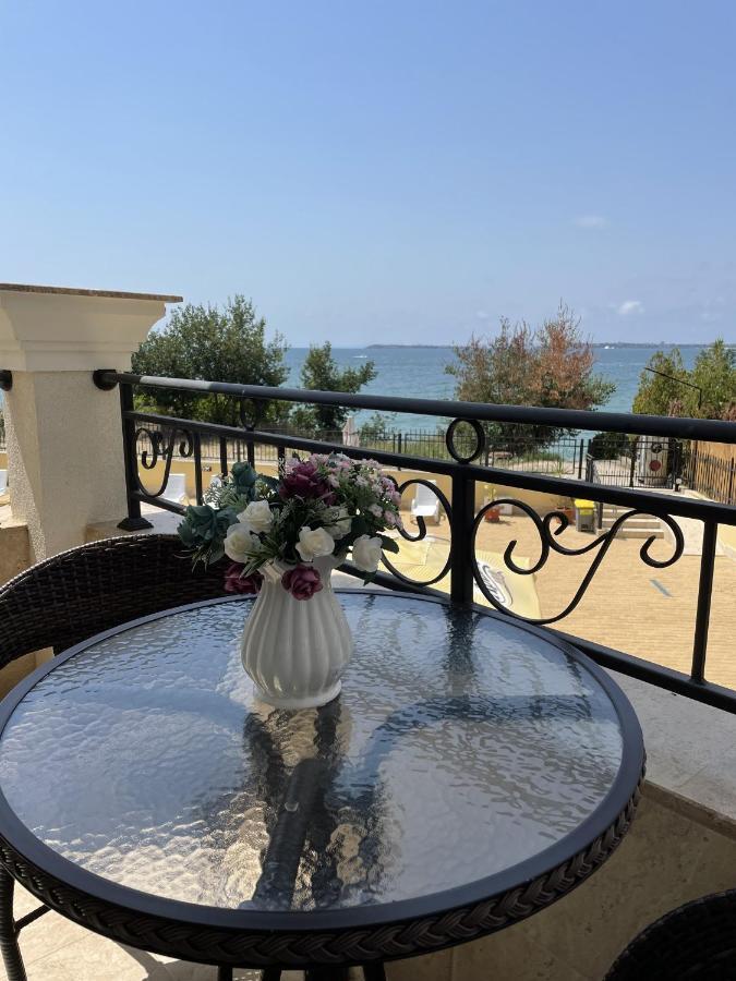 Horizon Katrina Apartments - Sea Line & Beach Access Sveti Vlas Exterior foto