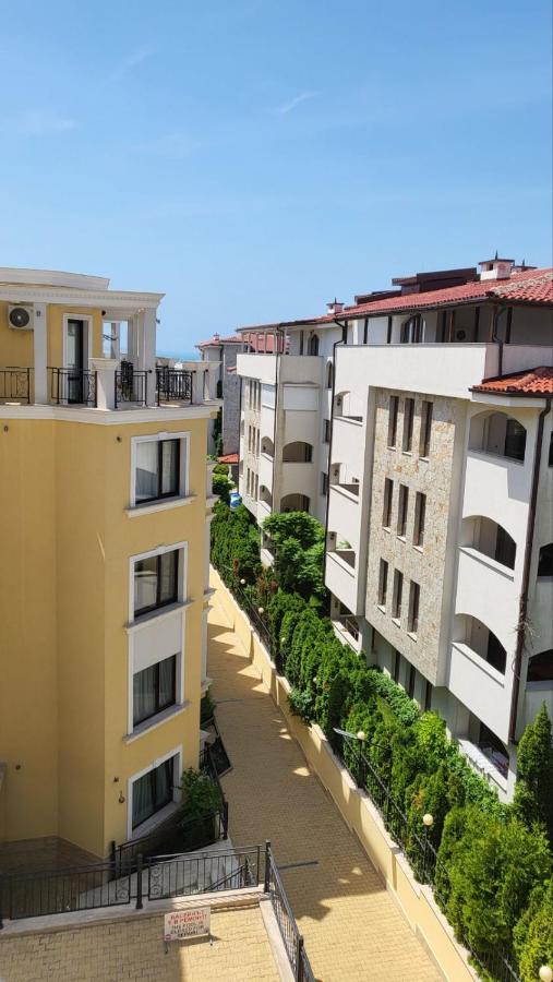 Horizon Katrina Apartments - Sea Line & Beach Access Sveti Vlas Exterior foto