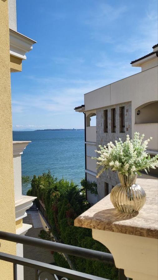 Horizon Katrina Apartments - Sea Line & Beach Access Sveti Vlas Exterior foto